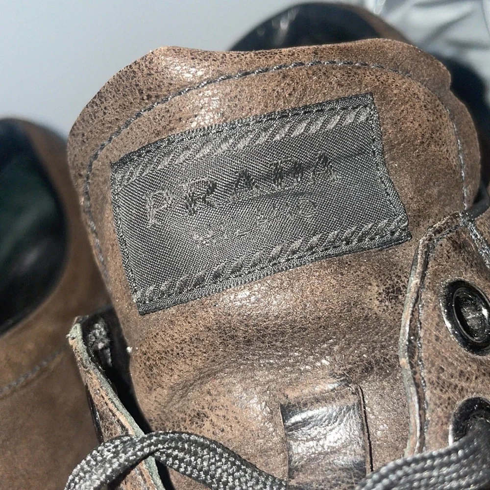 Prada Sneakers - Picture 4 of 9